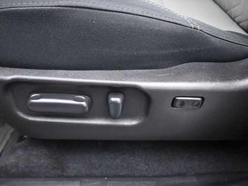 Used 2023 Toyota Tacoma TRD Sport image 12