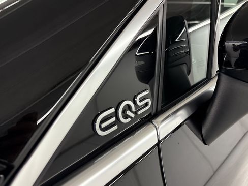 Certified 2023 Mercedes-Benz EQS 580 4MATIC SUV image 32