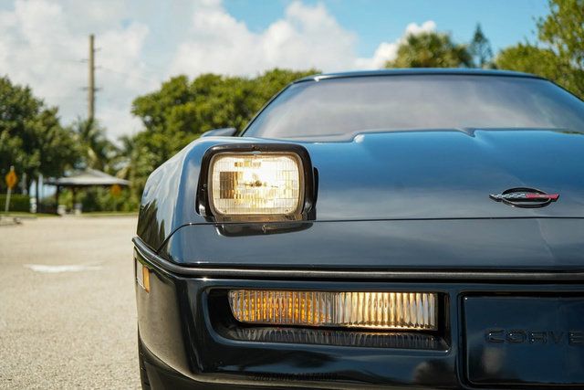 Used 1990 Chevrolet Corvette ZR-1 RWD image 66