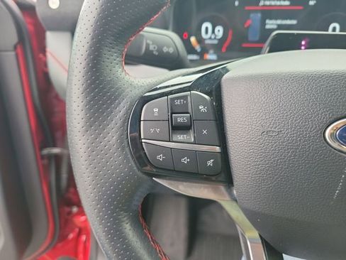 Used 2025 Ford Explorer ST-Line image 17