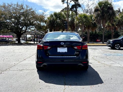 Used 2022 Nissan Altima 2.0 SR image 25