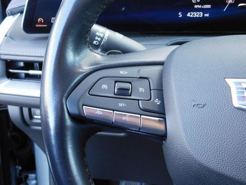 Used 2024 Cadillac XT4 Premium Luxury image 28