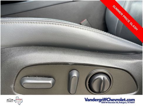 Certified 2022 Buick Enclave Essence FWD image 25