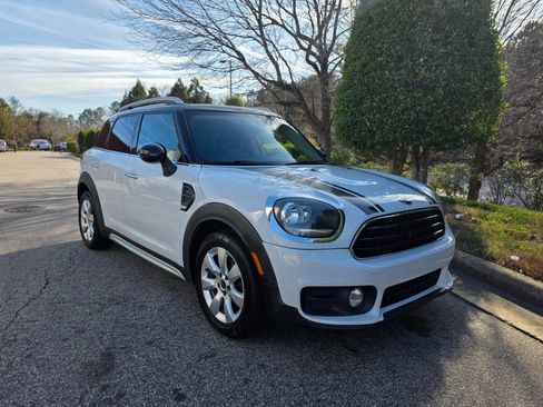 Used 2017 MINI Cooper Countryman image 7