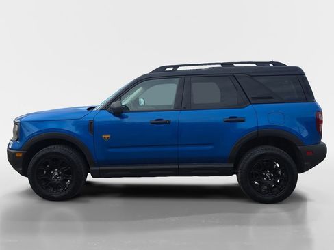 Used 2025 Ford Bronco Sport Badlands image 2