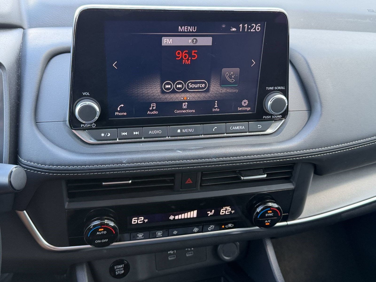 Used 2025 Nissan Rogue SV AWD/4WD image 22