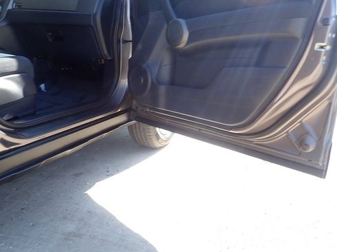 Used 2011 Honda CR-V LX image 25