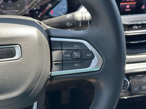 Used 2022 Jeep Compass Latitude AWD/4WD image 22