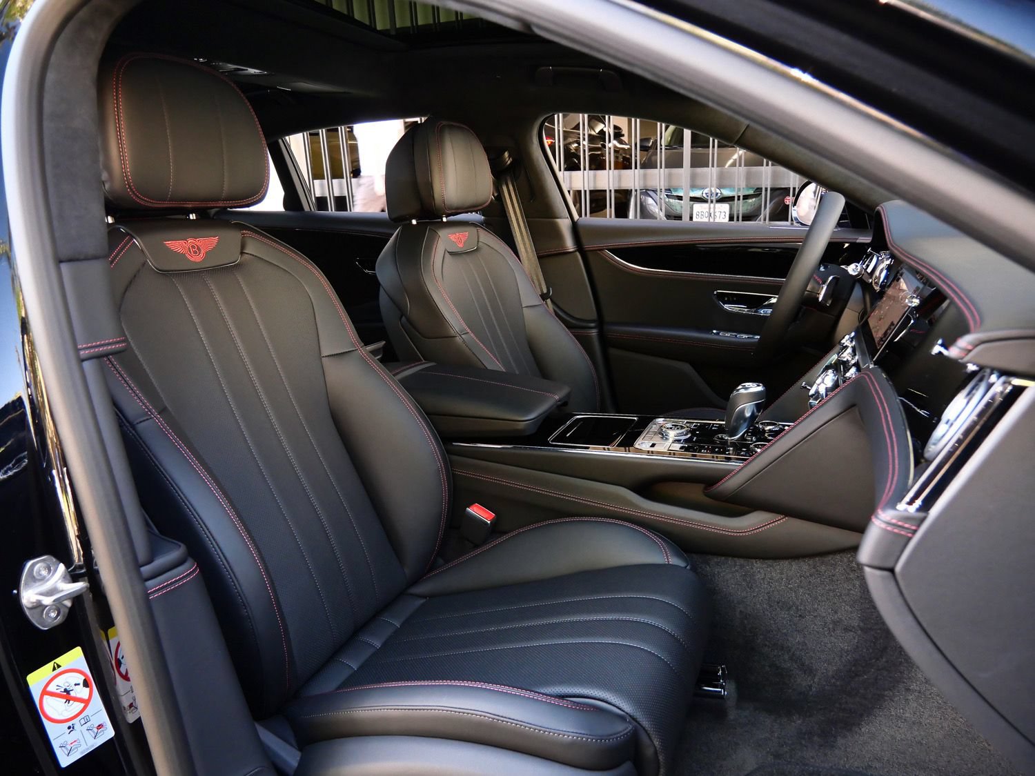 New 2026 Bentley Flying Spur V8 AWD/4WD image 25