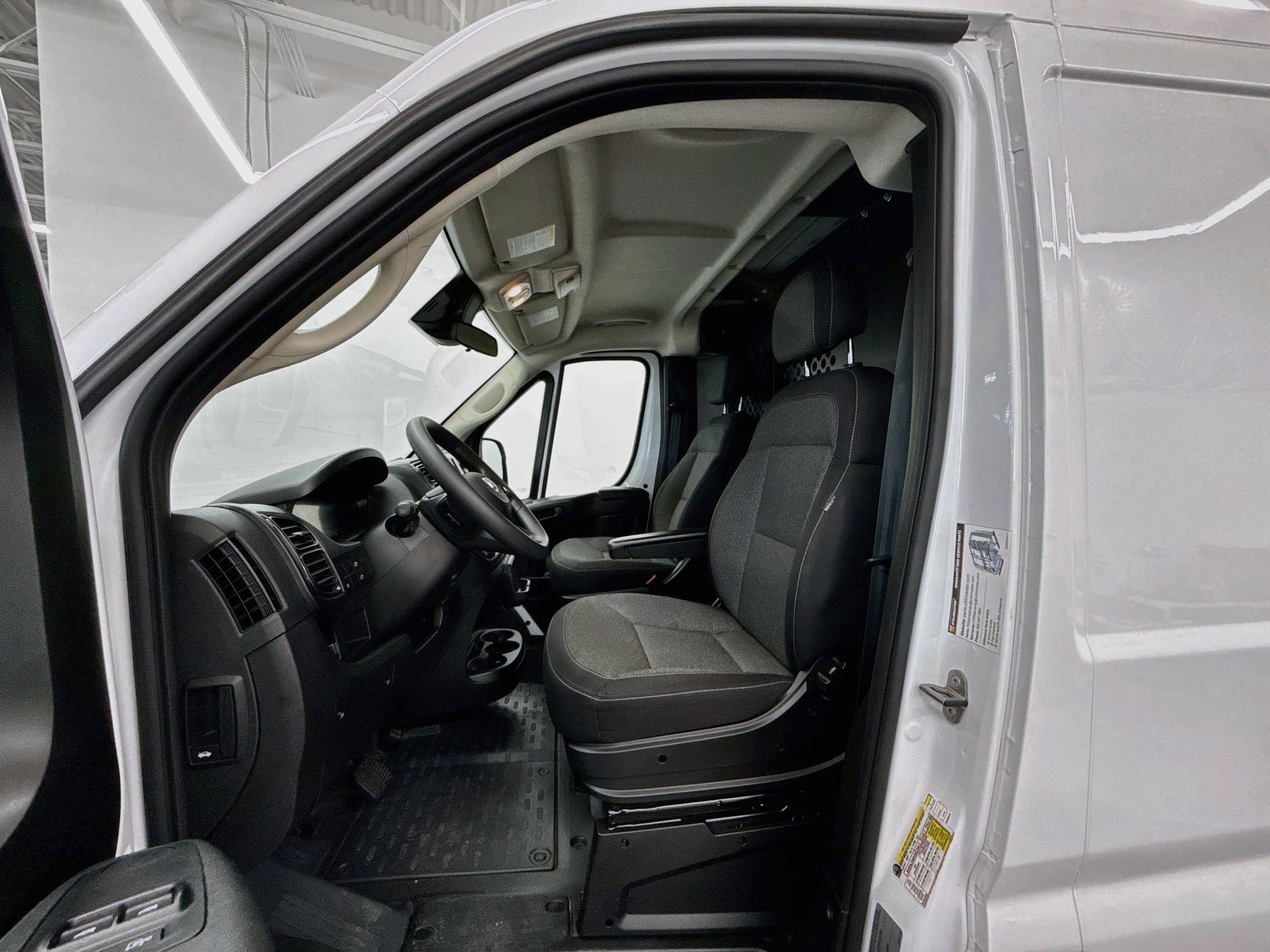Used 2025 RAM ProMaster 2500 w/ U-Haul Equipment Group FWD image 13