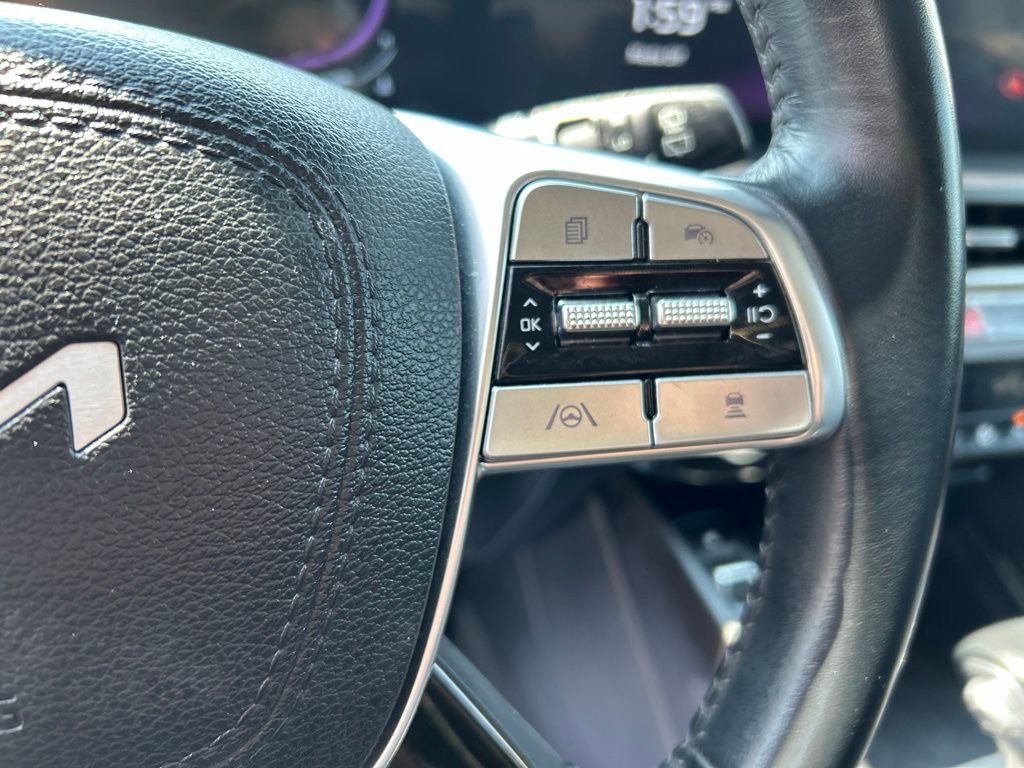 Used 2025 Kia Telluride S AWD/4WD image 29