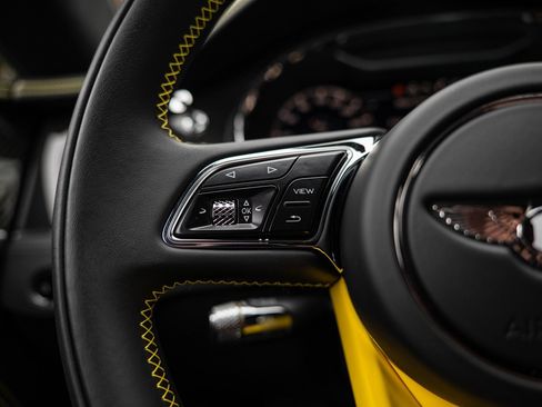 Used 2024 Bentley Continental GT image 8