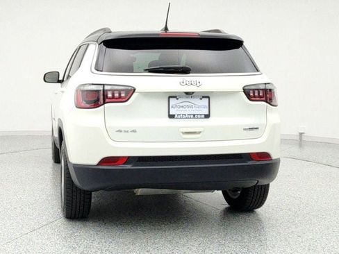 Used 2018 Jeep Compass Latitude w/ Popular Equipment Group image 6