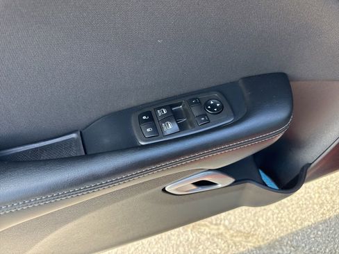 Used 2021 Dodge Challenger SXT image 23