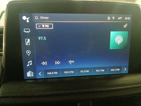 Used 2024 Chevrolet Suburban LT image 12