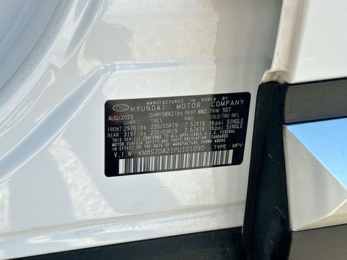 Used 2023 Hyundai Santa Fe Limited image 35