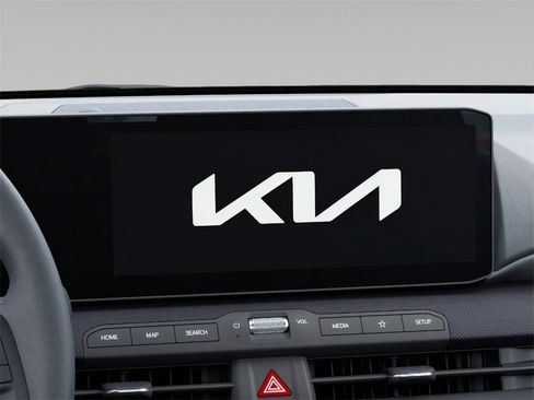 New 2025 Kia K4 LXS image 20