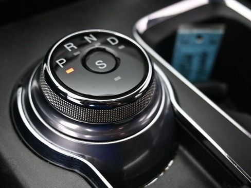 Used 2018 Ford Fusion SE image 21