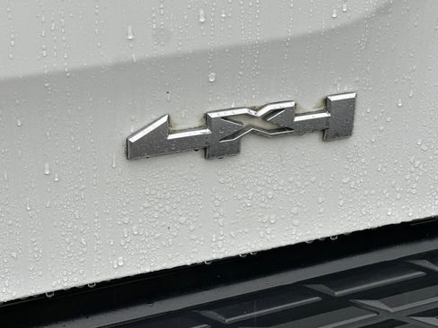 Used 2007 Chevrolet Silverado 1500 LT w/ Suspension Package, Off-Road" image 24