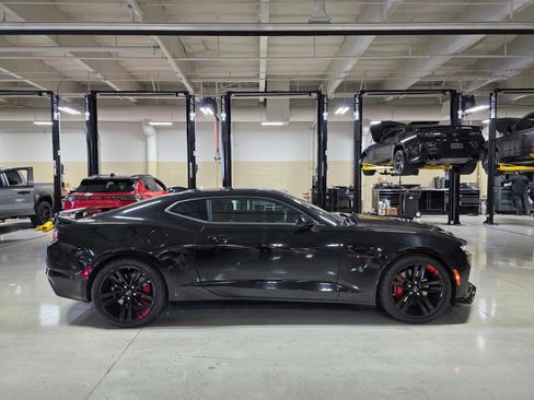 Used 2022 Chevrolet Camaro SS w/ Redline Edition image 8