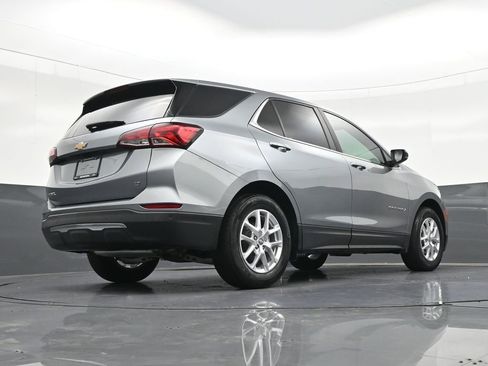 Used 2024 Chevrolet Equinox LT FWD image 28
