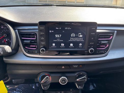 Used 2020 Kia Rio S image 15