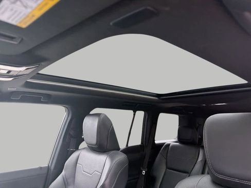 Used 2024 Lexus GX 550 w/ Cold Area Package AWD/4WD image 21