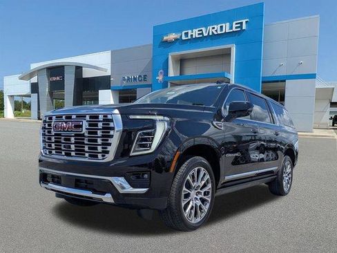 New 2026 GMC Yukon XL Denali w/ Sun & Power Step Package RWD image 9