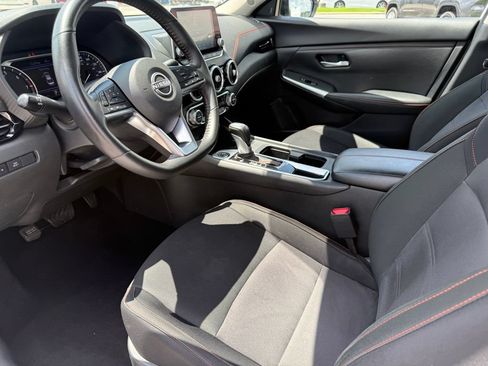 Used 2025 Nissan Sentra SV FWD image 4