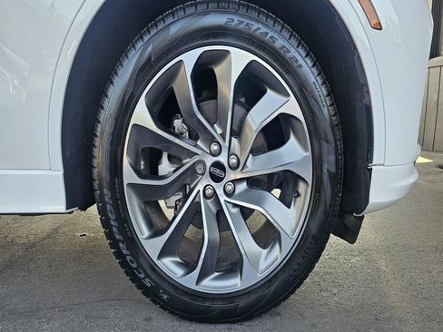 Used 2025 Lincoln Aviator 2WD w/ Jet Appearance Package image 17
