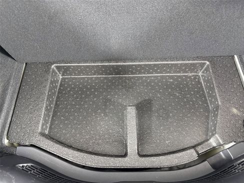 Used 2018 Honda Fit EX image 36