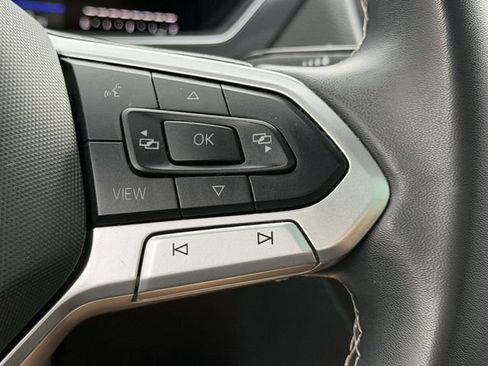 Certified 2024 Volkswagen Tiguan SE w/ Panoramic Sunroof Package AWD/4WD image 24