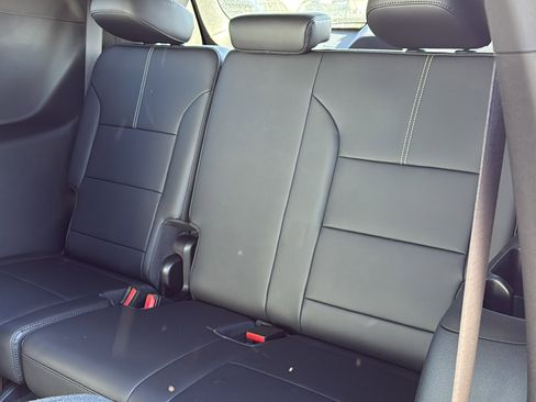 Certified 2025 GMC Acadia Elevation w/ Elevation Premium Package image 29