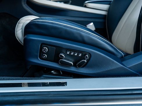 Used 2022 Bentley Continental GT image 27
