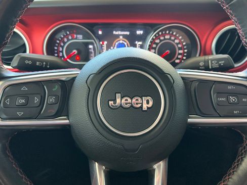 Used 2020 Jeep Gladiator Rubicon AWD/4WD image 28