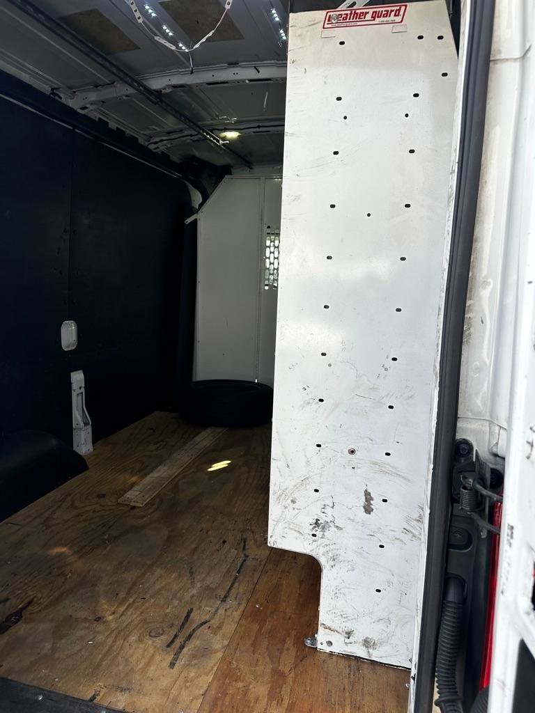 Used 2015 Ford Transit 250 130 Medium Roof RWD image 8