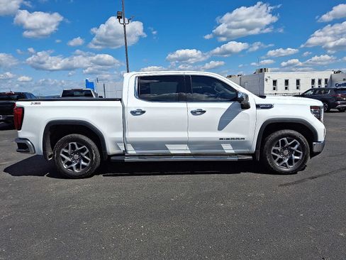 Used 2025 GMC Sierra 1500 SLT w/ SLT Premium Package AWD/4WD image 7