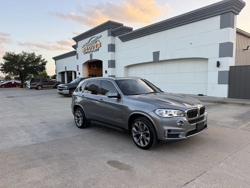 Used 2018 BMW X5 sDrive35i RWD image 2