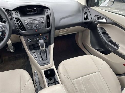 Used 2018 Ford Focus SE image 14