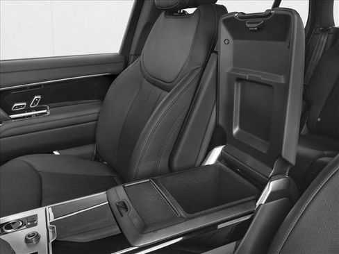 New 2025 Land Rover Range Rover SE AWD/4WD image 10