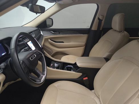 Used 2021 Jeep Grand Cherokee L Limited AWD/4WD image 17