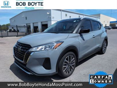 Used 2021 Nissan Kicks SV