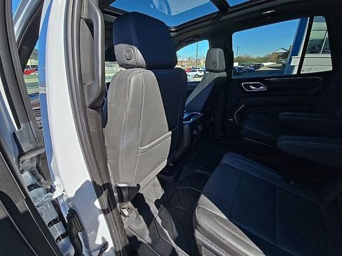 Used 2024 Chevrolet Tahoe Z71 w/ Luxury Package image 21