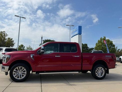 Used 2025 Ford F150 Lariat w/ Equipment Group 502A High AWD/4WD image 6