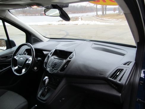 Used 2018 Ford Transit Connect XL image 19