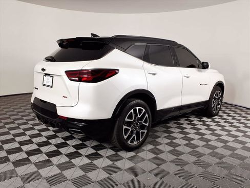 Used 2023 Chevrolet Blazer RS w/ Driver Confidence II Package image 4