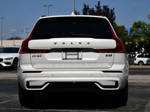 Certified 2023 Volvo XC60 B5 Plus w/ Climate Package AWD/4WD image 6