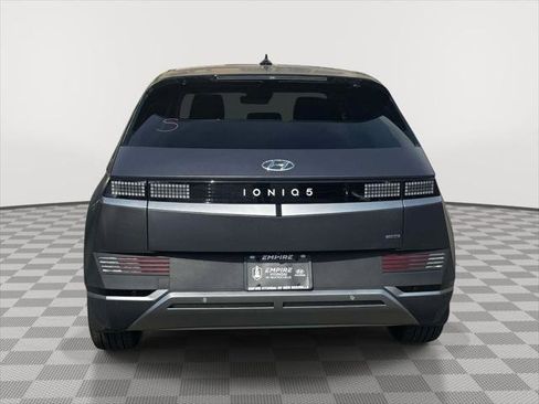 Used 2024 Hyundai Ioniq 5 SEL AWD/4WD image 5
