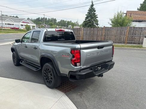 Used 2024 Chevrolet Colorado Trail Boss w/ Advanced Trailering Package AWD/4WD image 5