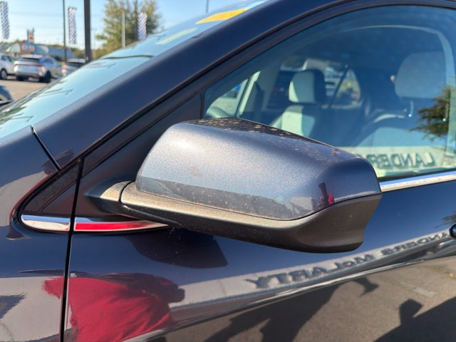Used 2022 Chevrolet Equinox LT FWD image 12